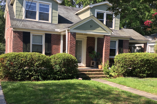 Outside View - Byrnes Down Rental