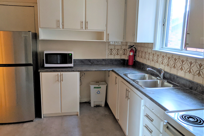 kitchen - Room next to Eglinton West Subway & Line 5 for female student Triplex
