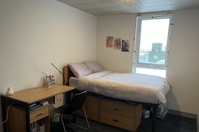 Bedroom - Furnished Student Residence for the Summer! Apartments