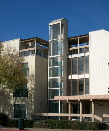 1 - Large2 Bed unit in on Solano Ave. in Berkeley