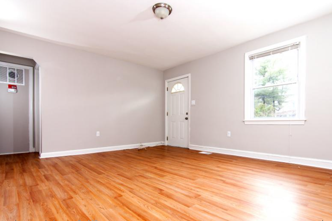 Common Area - Spacious 5-Bed, 2-Bath Home Near UMD on Potomac Ave! Tours available starting December 16, 2024.