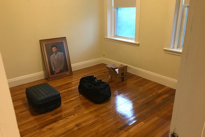 Visit hubrealtyproperties.com - Front facing 2 bedroom, eat in kitchen, handy to the Green line Apartments