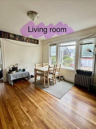 Livingroom - 8 Cenacle Rd