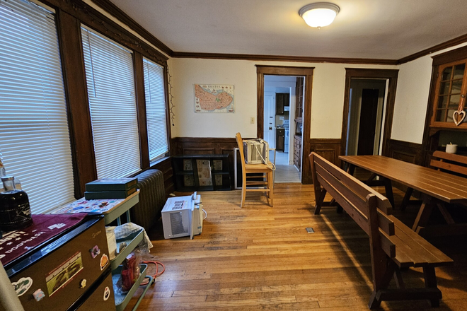 dinning room - Updated 10/8/25 Great 3 bed on Gerald rd for 2026 Apartments