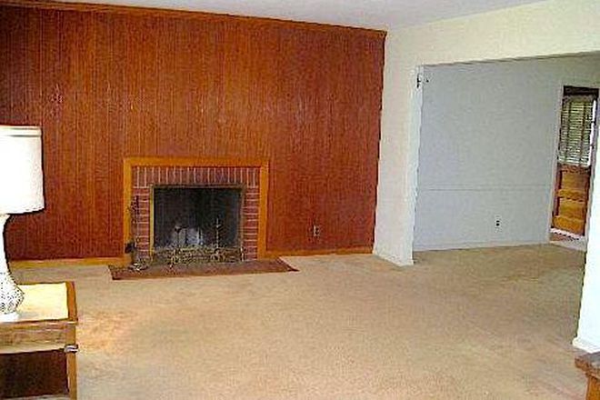 Photo - Walk to Class in Five Minutes from Cali House