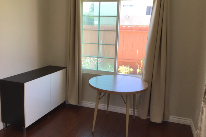 Office/den - Private entrance living suite for rent