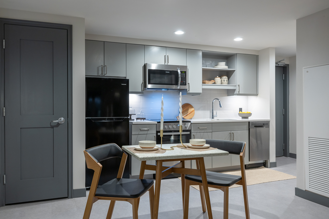 Thirteen15 Apartments - Thirteen15:  Tulane Downtown Living Apartments