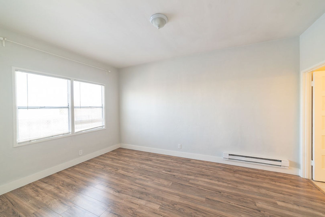 Photo - 1049-1053  43rd St. Apartments