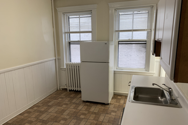 Call NOW for showings! 617-236-8550 - PARK DR - *NO FEE* AUDUBON CRCL 1BR SPLIT FOR 2 PPL AVAIL *9/1/2026* W/ H&HW INC, LNDRY IN BLDG, DW!