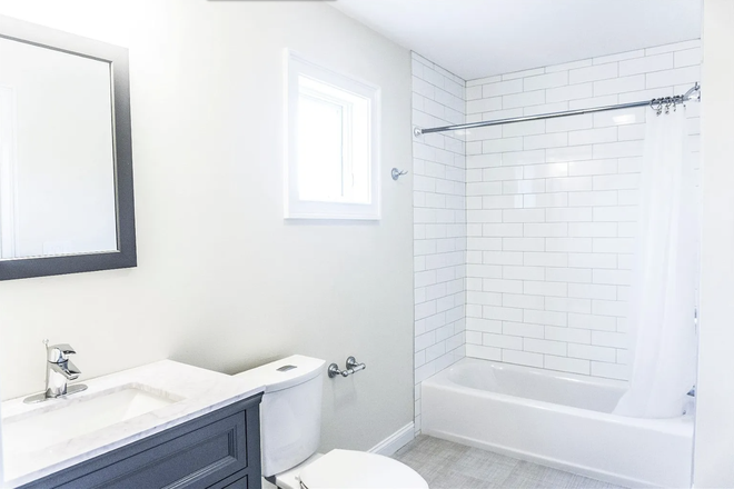 bathroom - 2601 Washington Townhome