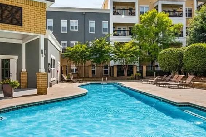 Pool - Beautiful 2 bedroom 2 bathroom condo for rent in Inman Park right on the Beltline
