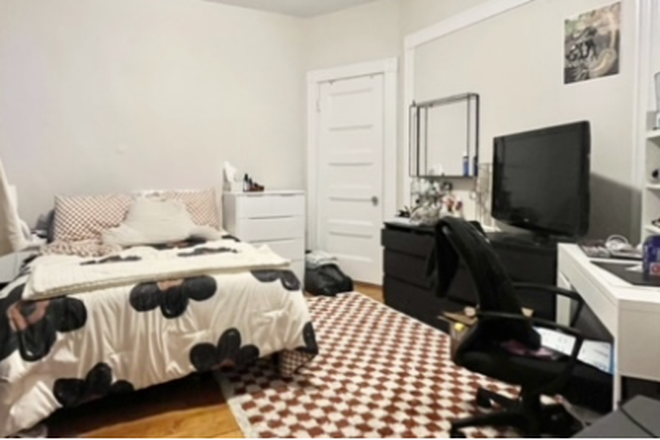 Bedroom - Female Sublet wanted for July-December 2025