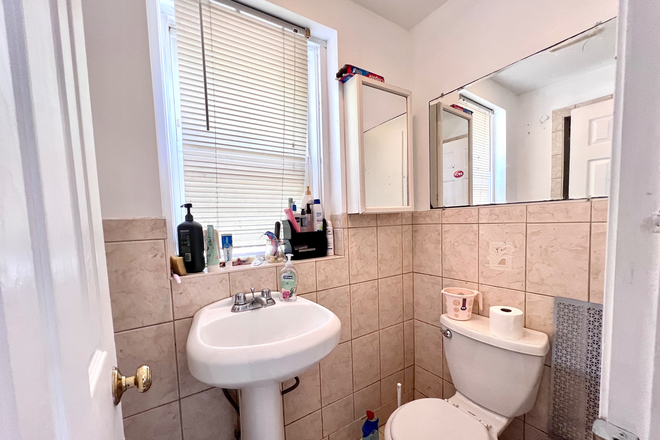 Bathroom - Spacious 4 Bed 2 Bath in the heart of Allston! Apartments