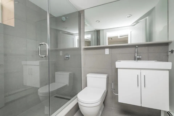 Private Bathroom - Close to BC Campus,  Steps to B, C, D Green Lines, Private Bathroom Apartments