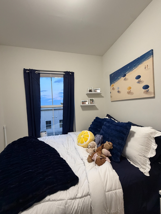 Bedroom - Landmark Premium 4x2 – Spring/Summer 2027 Sublease | All 4 Rooms Available Apartments