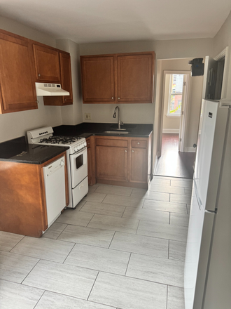 x - Joy St 2 Bed Beacon Hill Apartments