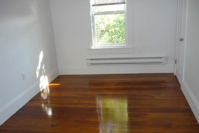 apartment - Umass/JFK/3bedrooms