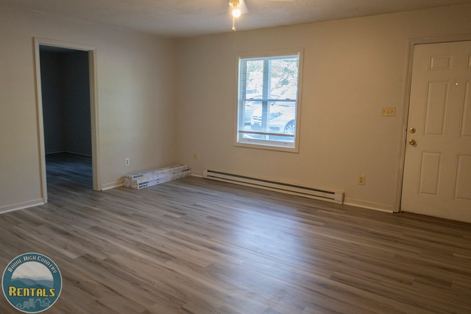 Photo - New River Farms Apartments