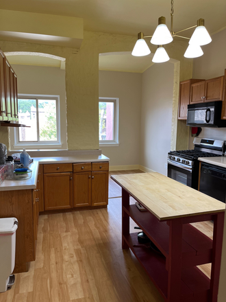 Kitchen - Looking for a male roommate in 3 bedroom apt near uic west campus