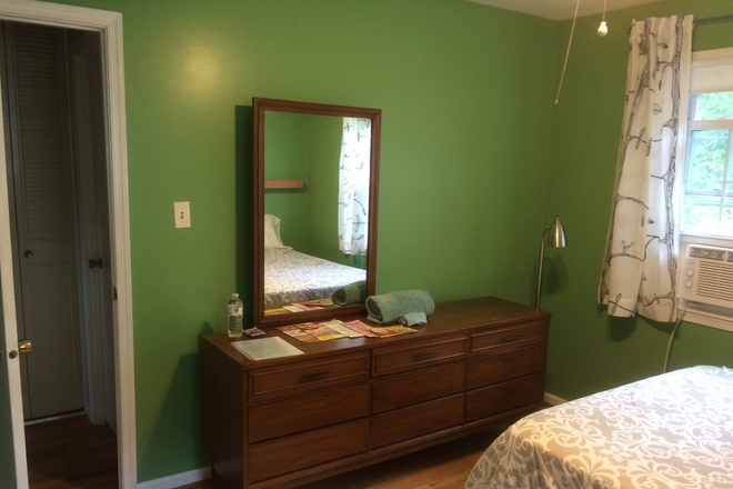 Photo - Quiet Neighborhood In Old Greenbelt House