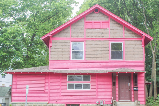 House - Pink House on Salisbury!