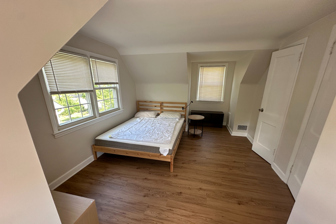 Available Room 1 (Upper Floor) - Room in shared home for PU affiliate only-Erdman Ave-Princeton