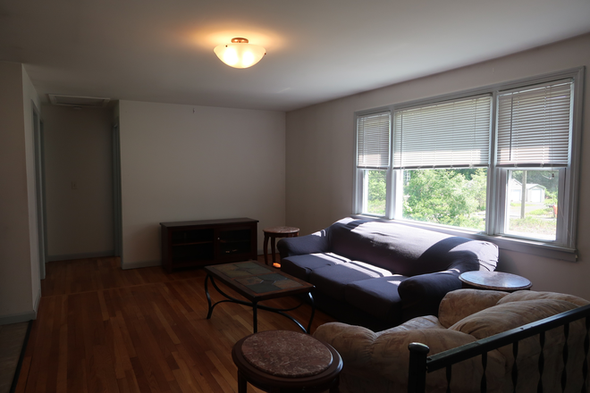 LR - 4 Br. 2 bath house, very close to UCONN, 105A Willington Hill Road