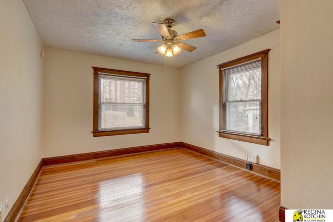 Living Room - Bemis Park House