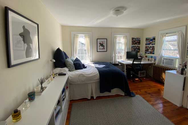 Bedroom - Furnished rooms-Chestnut St-Princeton Townhome