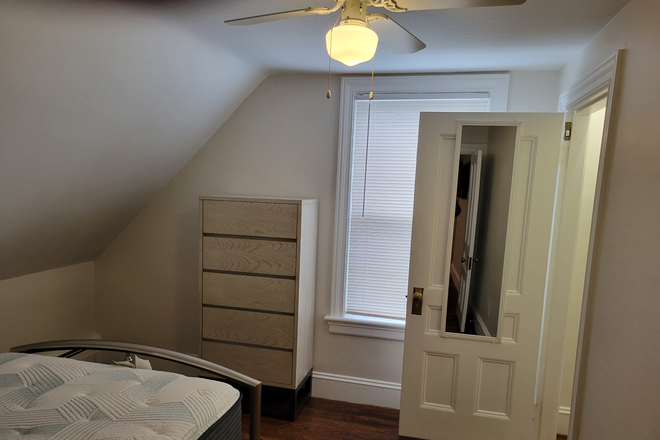 Bedroom - 1 bed fully furnished apartment