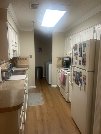 Galley kitchen - Ridley Howard House Condo