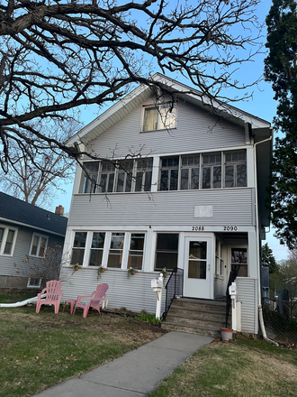 Outside Street View - House Close to campus