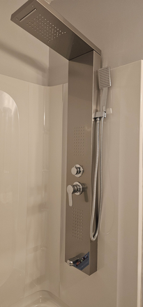 bathtub  is new with state of the art shower head - VCU $2700 Renovated 6 bedroom and 4 full baths, private parking- 1 blk away from VCU! House