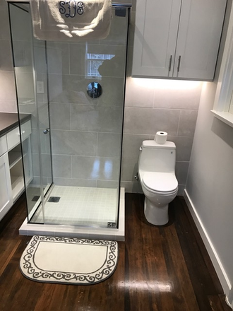 bathroom - Studio on the wall