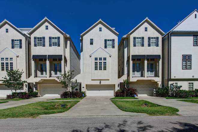 Located in Medical Center Area, close to Hermann Park and HEB - 4 Beds Single House - Medical Center