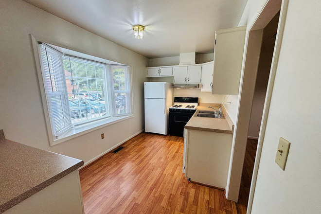 Photo - 3 Bedroom 2 Full Bathrooms 2 Half Bathrooms Townhouse