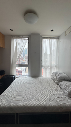 Queen room window/Bed Space - Multiple Bedrooms in Shared Apartment next to Manhattan Bridge.