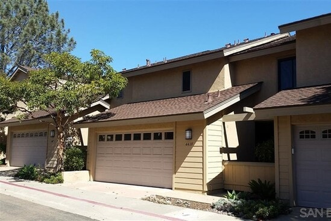 Outside - Room for rent close to UCSD/UTC Westfield