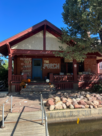 Outside view - House on the hill, multiple rooms available