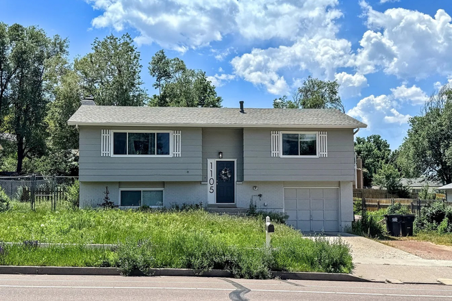 Outside House - TWO BEDROOMS FOR LEASE: FEMALE STUDENT HOUSING