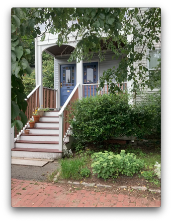 Outside street - Room for rent in 3 BR apt on quiet dead end street in Porter Square.
