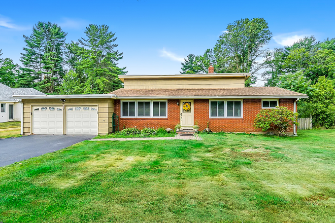 Street view - Spacious 4BR home-Alexander Rd-Princeton