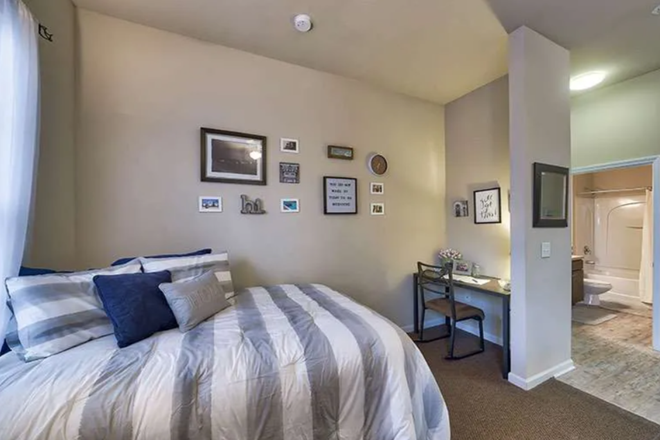 Bedroom - apartment close to campus, move in now!