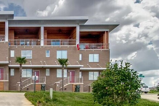 Photo - The Edge Apartments