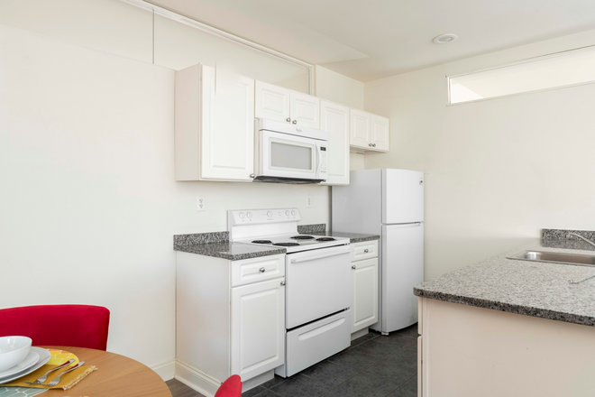 Kitchen - University Apartments
