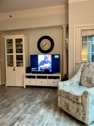 Living room furniture included (but can be removed at your request). - Mira Vista Codo very close to "the connector"- very safe area; very short drive to MUSC