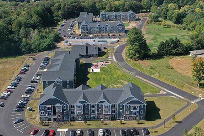 Unit - North 116 Flats - Shared Bedroom (Unit C2) Affordable Modern Apartment Near UMass