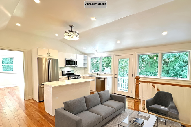 Livingroom - TOTALLY RENOVATED BRIGHT standalone 2 bed/1 bath carriage house w parking