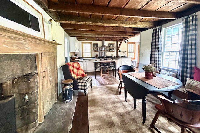 dining view to kitchen - Cottage on Mill Pond House