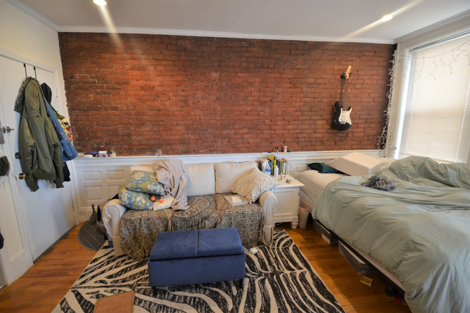 Studio - Large Studio Available 9/1/26! *CONTACT NOAH 603-470-8181 Apartments